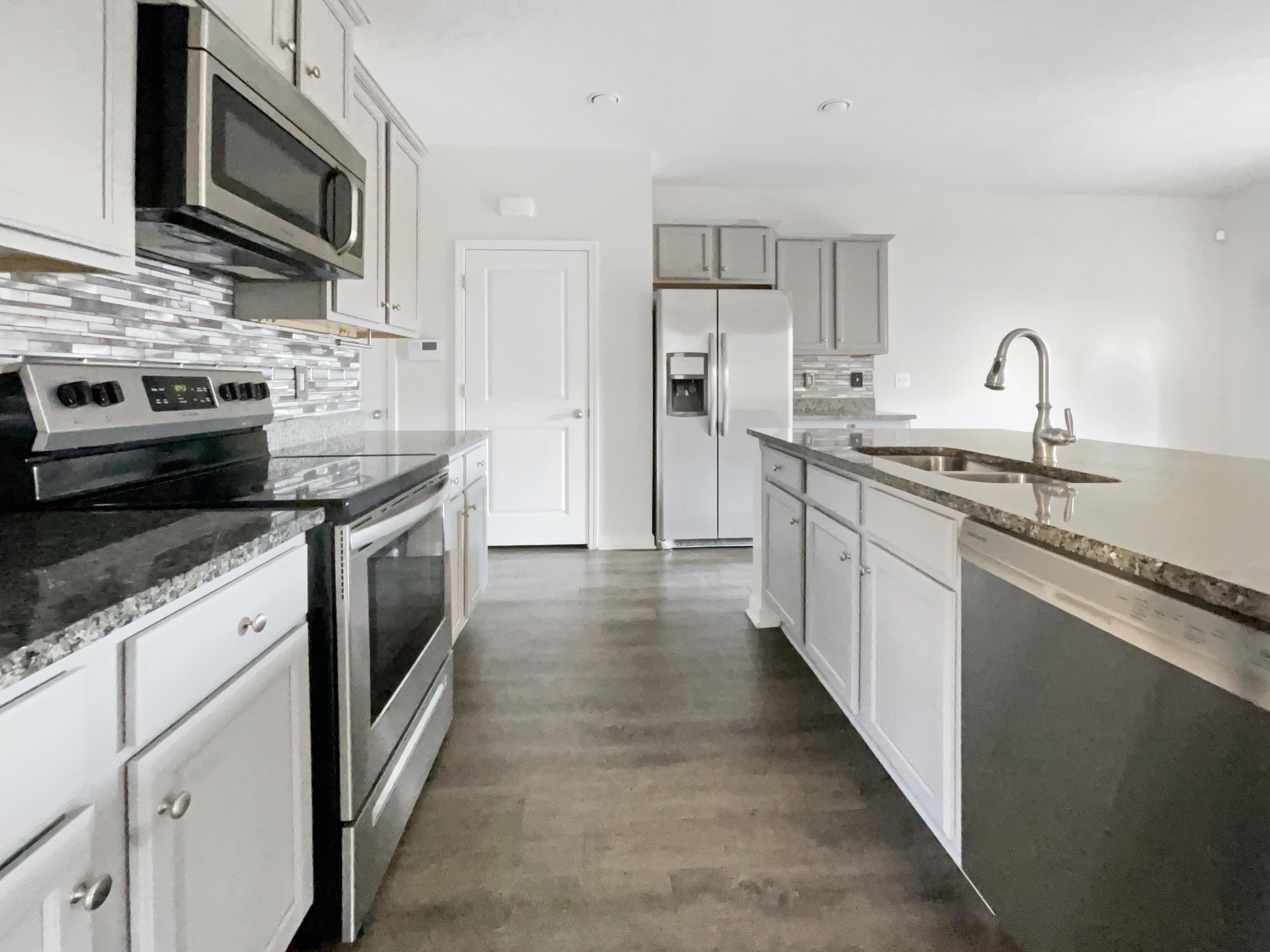 140 Stoney Creek Way Moncks Corner, SC 29461 - Photo 6 of 35 listing_5