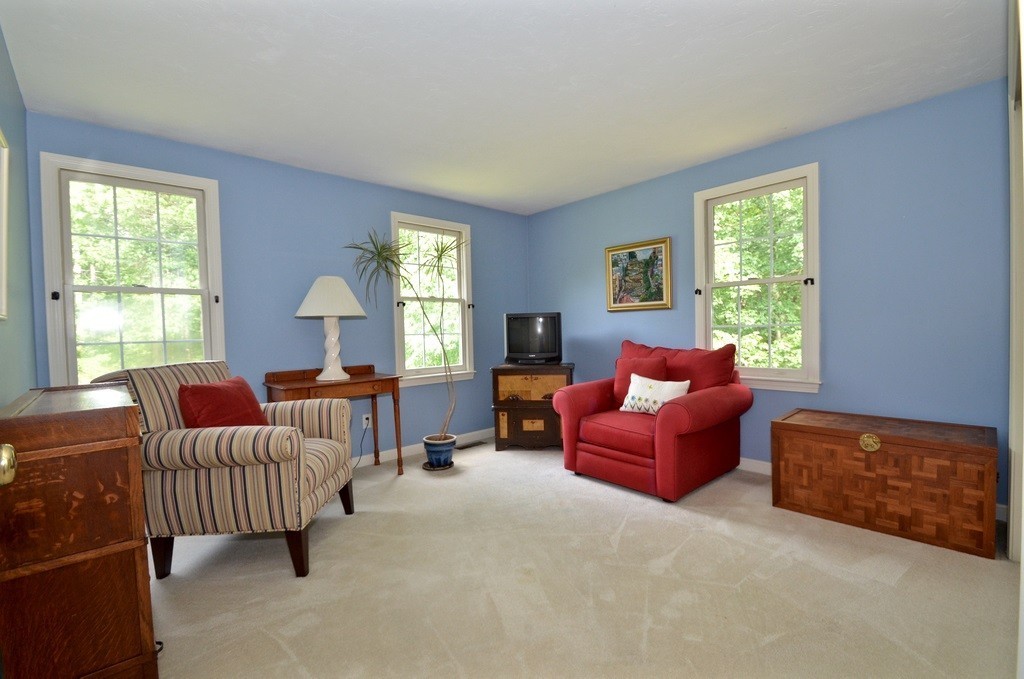 253 South Bolton Road Bolton, MA 01740 - Photo 12 of 21