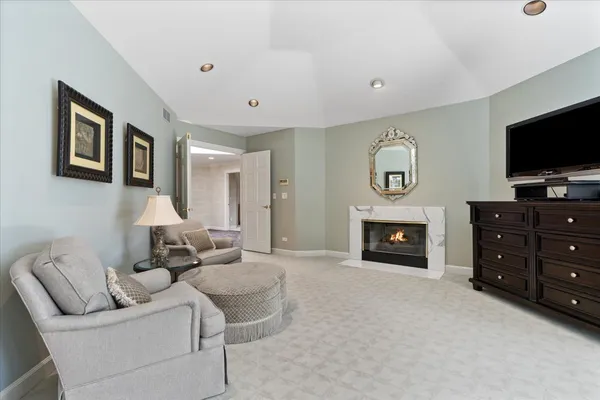 $1,599,000 | 1940 Browning Court, Highland Park, IL 60035