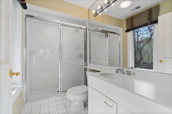 $1,599,000 | 1940 Browning Court, Highland Park, IL 60035
