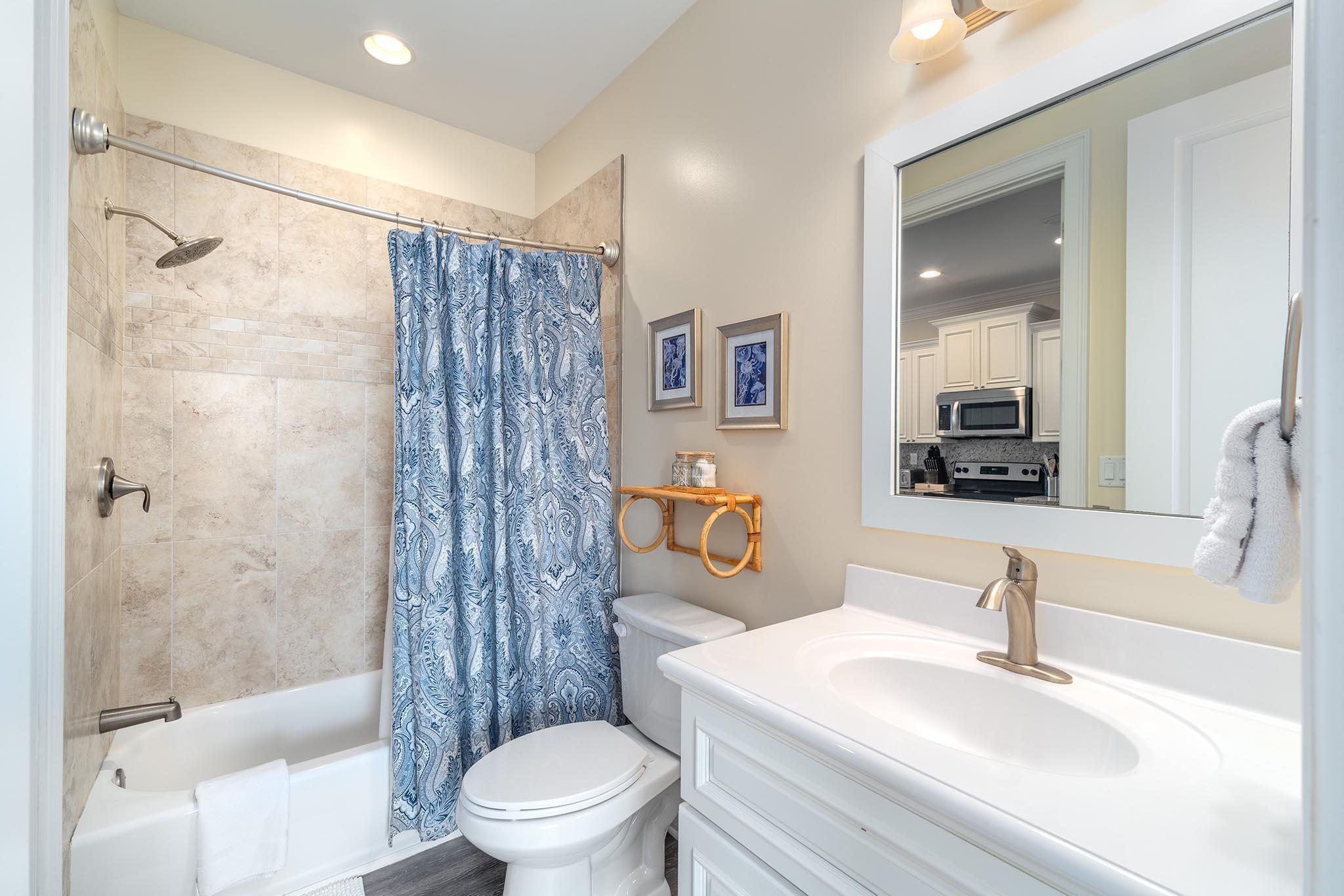217 Sombrero Beach Road, Unit 1 & 2 Marathon, FL 33050 - Photo 33 of 67 1st Floor Bathroom