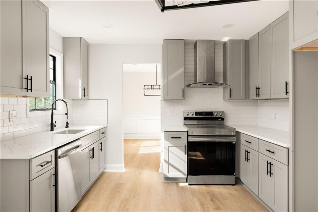 4161 Windermere Drive Stonecrest, GA 30038 - Photo 4 of 31