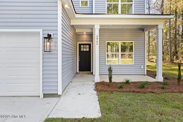 $349,900 | 2062 Page Road, Burgaw, NC 28425