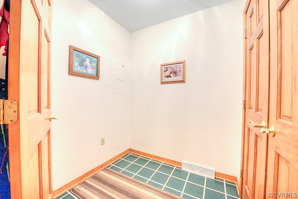 2923 Ashdale Road Center Cross, VA 22437 - Photo 17 of 45 Small room off of kitchen with pantry---perfect fo
