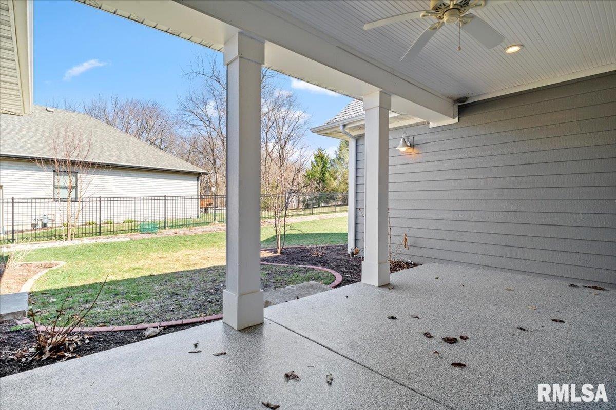 3825 Calla Lily Lane Springfield, IL 62711 - Photo 38 of 41