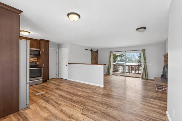 $379,900 | 14860 Upper 55th Street North, Oak Park Heights, MN 55082