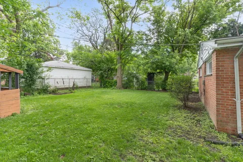 $425,000 | 810 Leamington Avenue, Wilmette, IL 60091