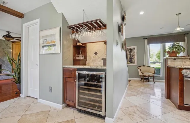 $435,000 | 603 Chedworth Drive, Houston, TX 77062