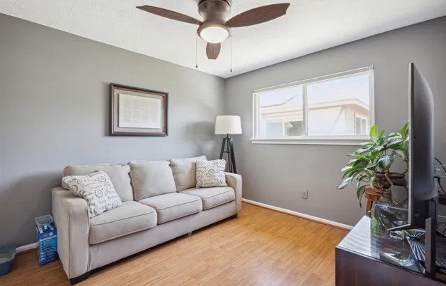 $435,000 | 603 Chedworth Drive, Houston, TX 77062