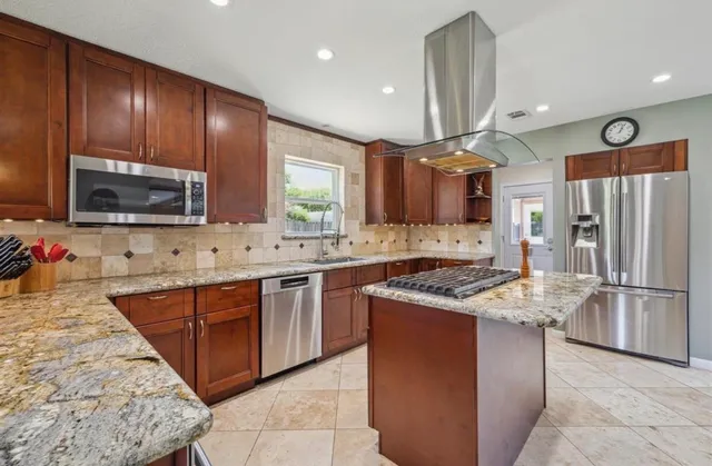 $435,000 | 603 Chedworth Drive, Houston, TX 77062