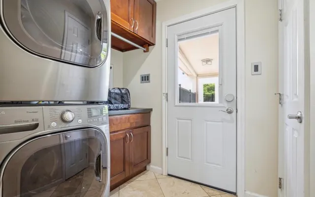 $435,000 | 603 Chedworth Drive, Houston, TX 77062