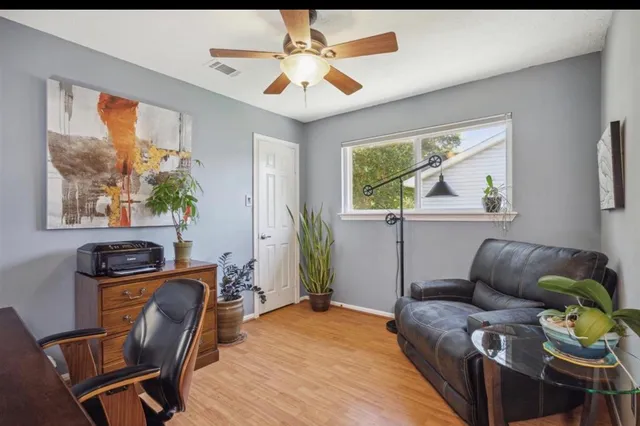 $435,000 | 603 Chedworth Drive, Houston, TX 77062