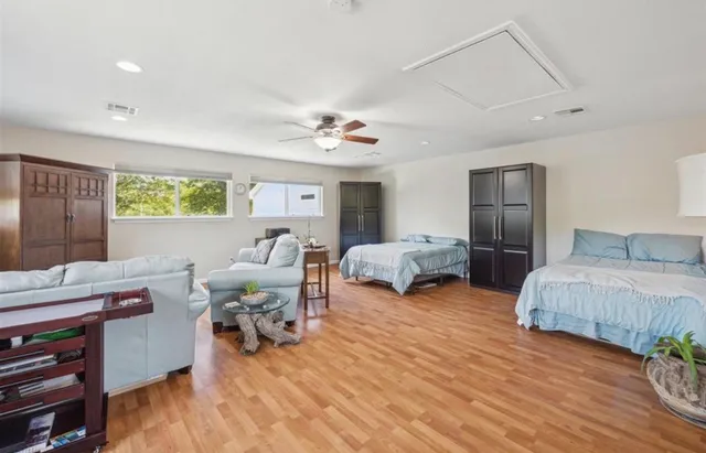 $435,000 | 603 Chedworth Drive, Houston, TX 77062