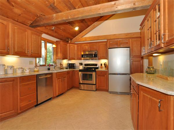 10 Tucker Road Canton, MA 02021 - Photo 5 of 22 Gallery Image 5