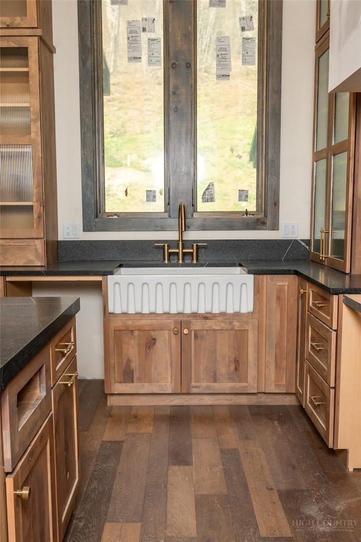 63 Two Hawks Lane Newland, NC 28657 - Photo 15 of 43