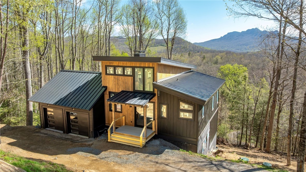 63 Two Hawks Lane Newland, NC 28657 - Photo 2 of 43