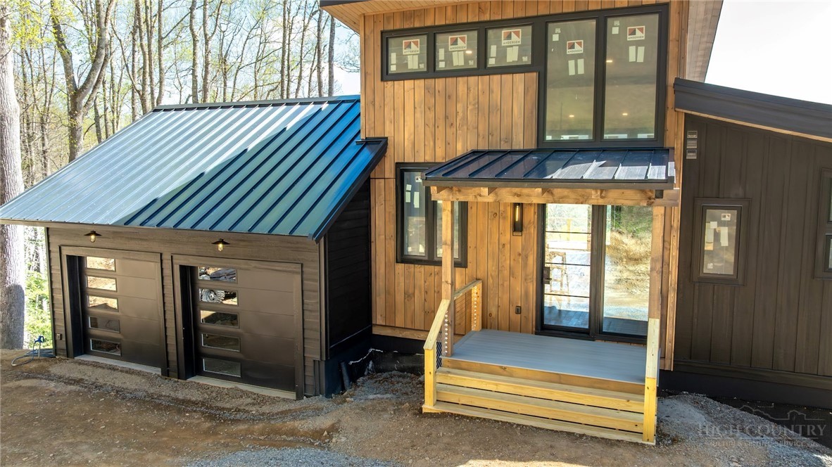 63 Two Hawks Lane Newland, NC 28657 - Photo 4 of 43