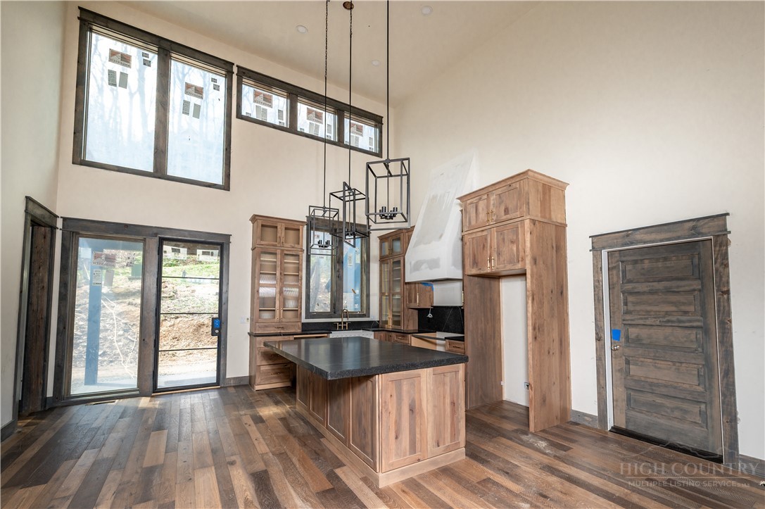 63 Two Hawks Lane Newland, NC 28657 - Photo 7 of 43