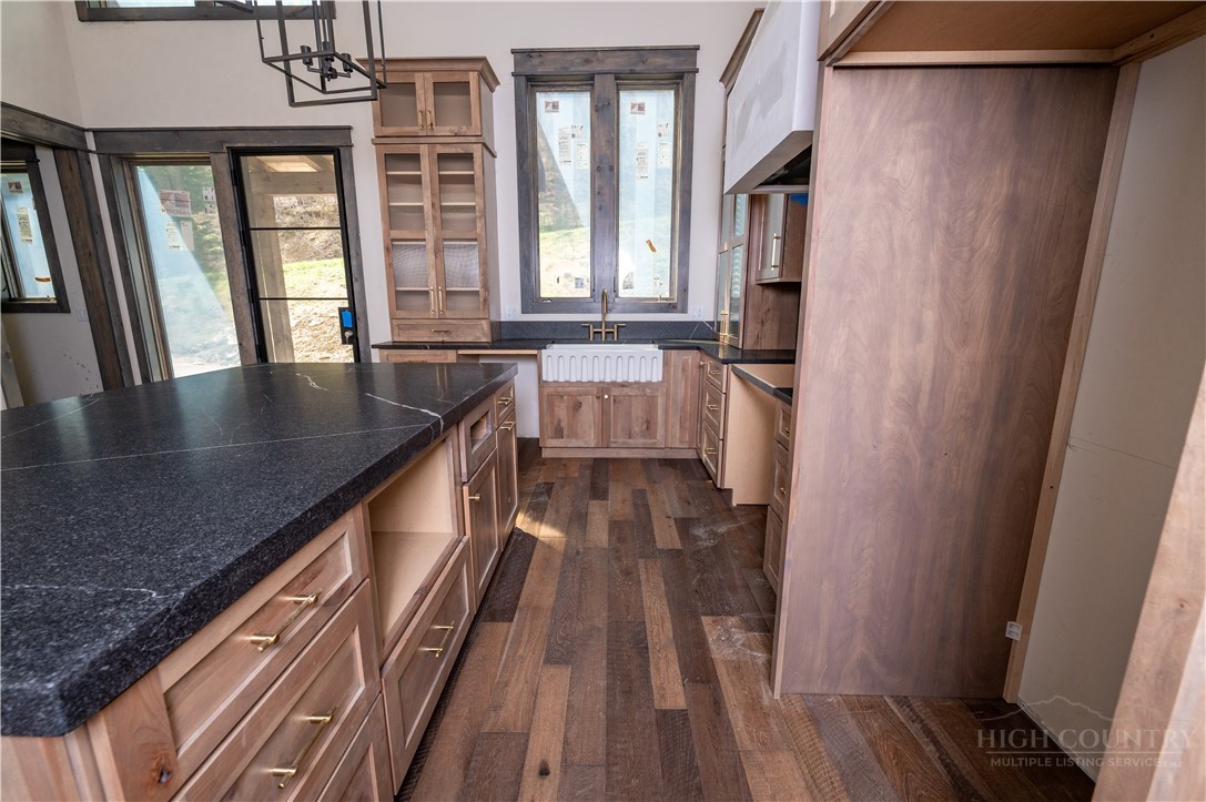 63 Two Hawks Lane Newland, NC 28657 - Photo 8 of 43