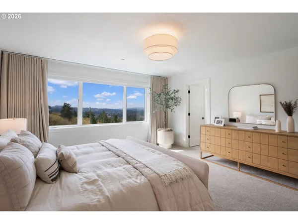 $1,850,000 | 3724 Southwest Hillside Drive, Portland, OR 97221