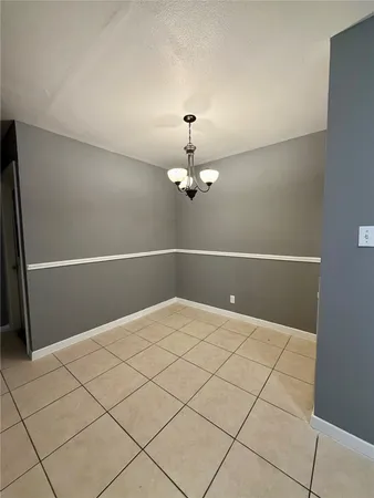$1,700 | 118 Poinsettia Street, Lake Jackson, TX 77566