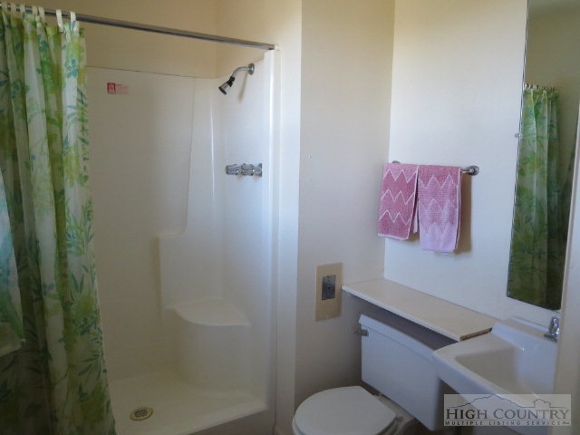 1825 Friendship Church Road Boone, NC 28607 - Photo 8 of 25 Gallery Image 8