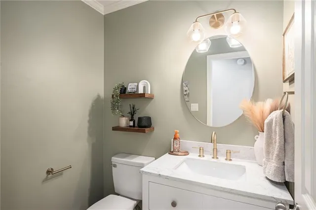 $529,900 | 12020 North Windbrook Court, Parkville, MO 64152