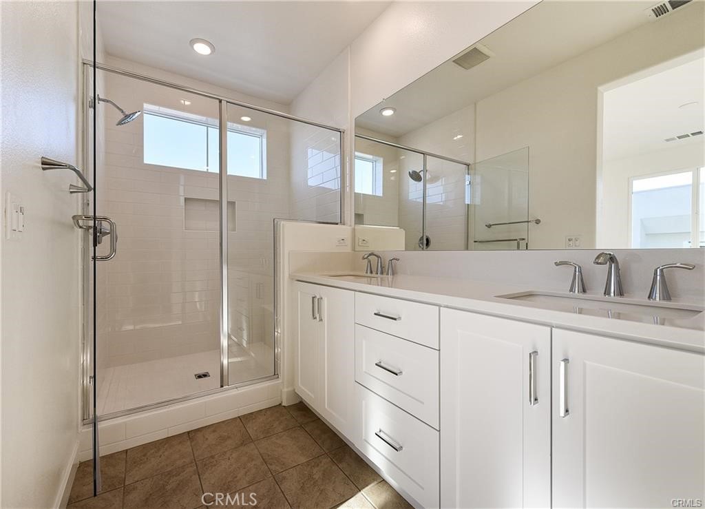 258 Sash Irvine, CA 92618 - Photo 10 of 23