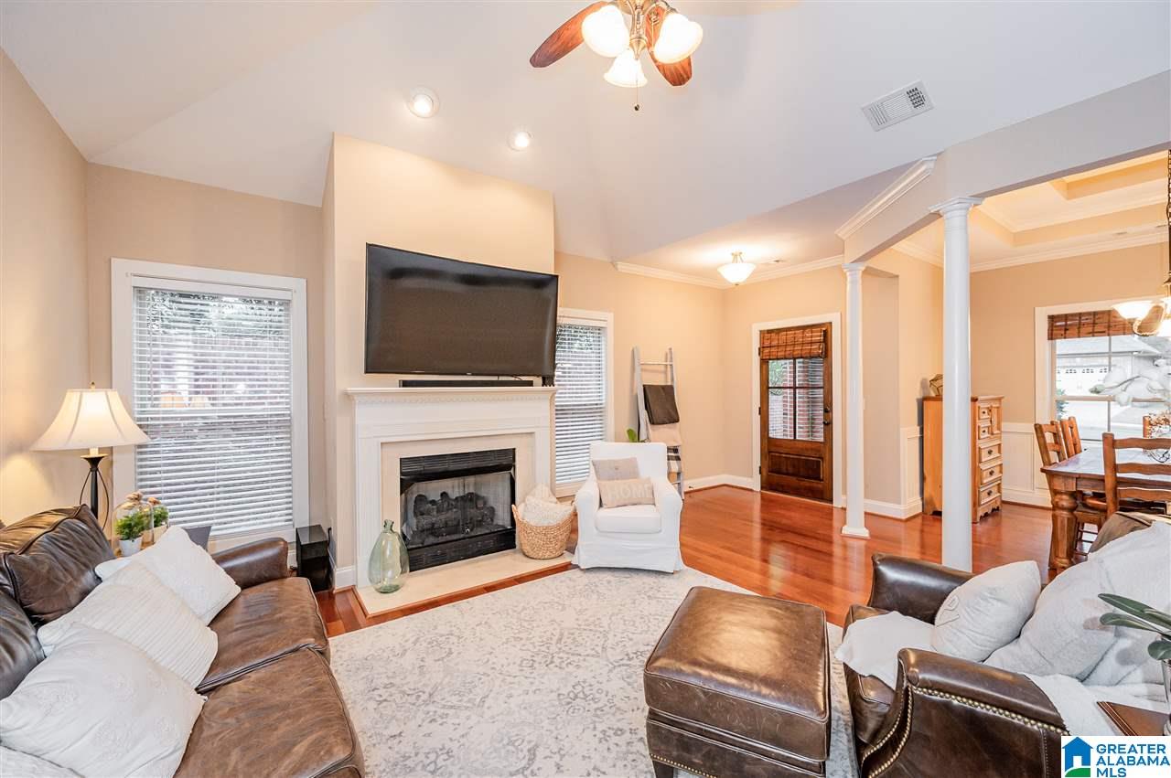 1132 Weybridge Road Pelham, AL 35124 - Photo 2 of 38