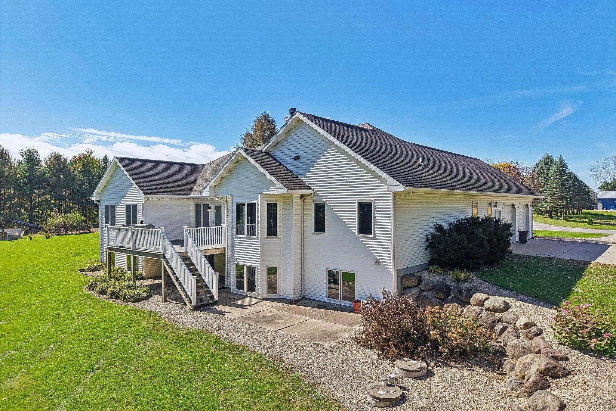 7370 Wilburn Road Sun Prairie, WI 53590 - Photo 64 of 83 Gallery Image 64