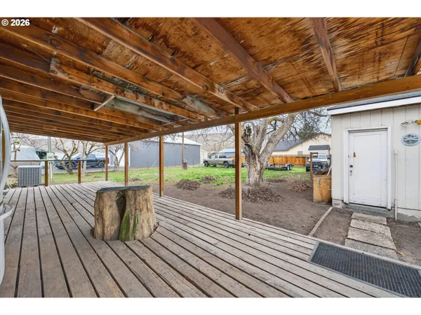 $184,900 | 381 2nd Street, Baker City, OR 97814