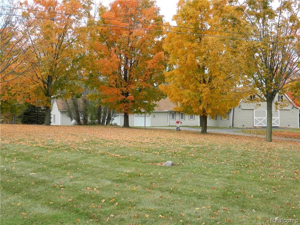 23113 Currie Road South Lyon, MI 48178 - Photo 48 of 49 Forest ridge and Bells 013.JPG