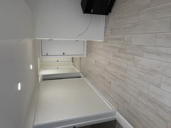 $1,800 | 2707 North Central Park Avenue, Unit G, Chicago, IL 60647