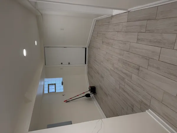 $1,800 | 2707 North Central Park Avenue, Unit G, Chicago, IL 60647