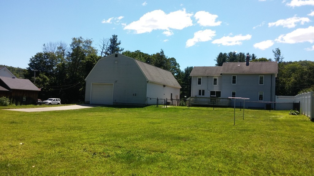 36 Blandford Stage Road Russell, MA 01071 - Photo 4 of 19 Gallery Image 4