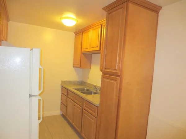 $2,600 | 670 Azara Place, Unit 2, Sunnyvale, CA 94086