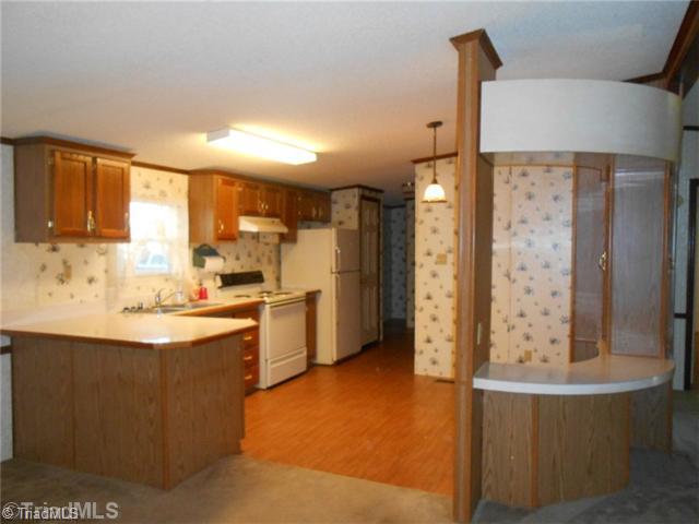 887 Obryant Road Reidsville, NC 27320 - Photo 10 of 16 Kitchen.