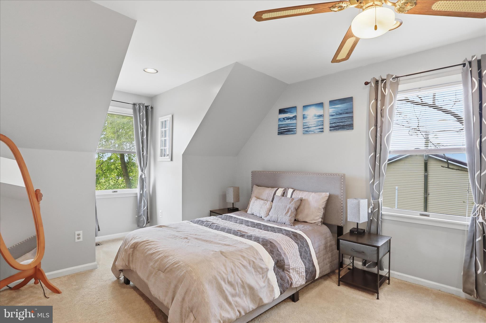 13427 Maugansville Road Hagerstown, MD 21740 - Photo 28 of 39 Upper lvl Bedroom 1