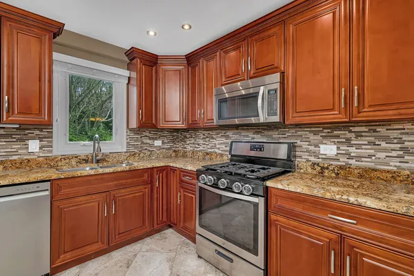 $589,000 | 15875 115th Court, Orland Park, IL 60467