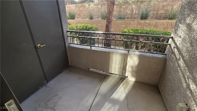 $189,500 | 8250 North Grand Canyon Drive, Unit 1147, Las Vegas, NV 89166