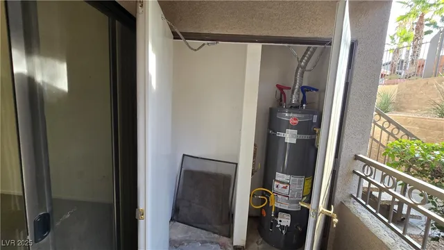 $189,500 | 8250 North Grand Canyon Drive, Unit 1147, Las Vegas, NV 89166