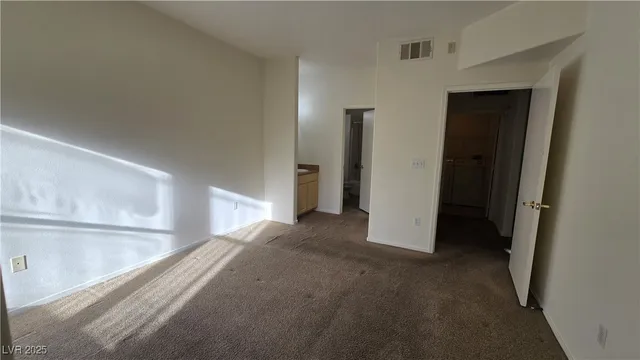 $189,500 | 8250 North Grand Canyon Drive, Unit 1147, Las Vegas, NV 89166