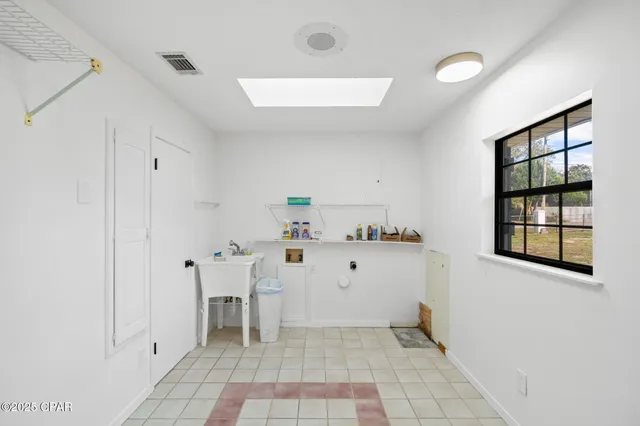 $3,500 | 224 East Lakeshore Drive, Panama City Beach, FL 32413