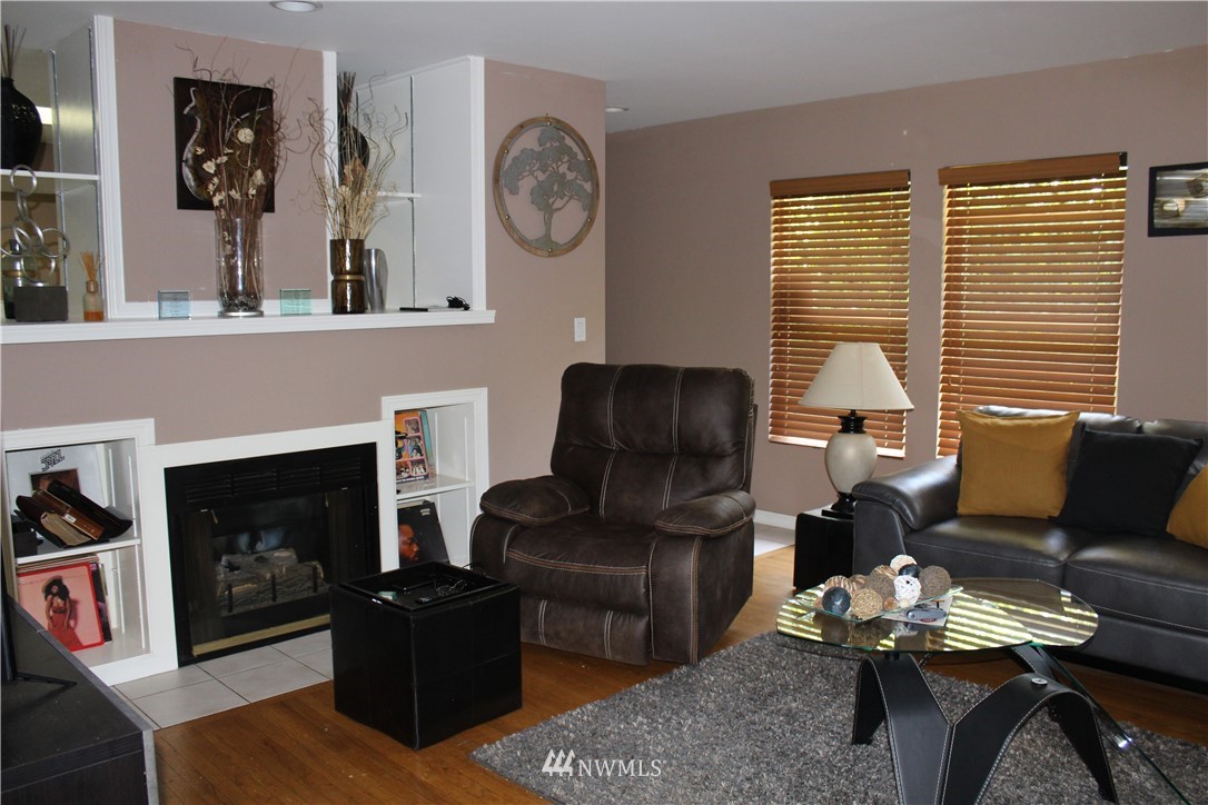 539 Williams Avenue North Renton, WA 98057 - Photo 4 of 19 Gallery Image 4