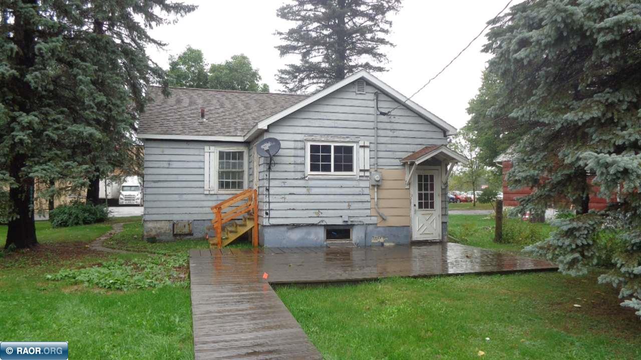 1104 17th Street South Virginia, MN 55792 - Photo 2 of 14