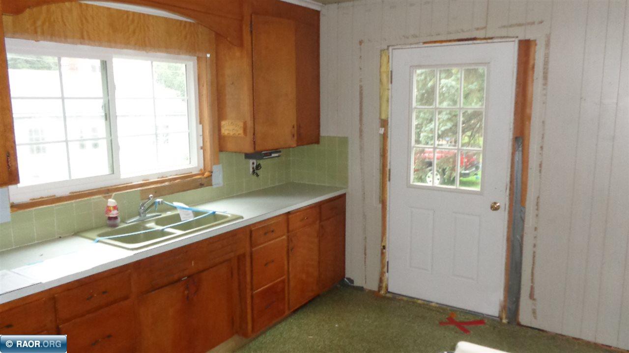 1104 17th Street South Virginia, MN 55792 - Photo 5 of 14