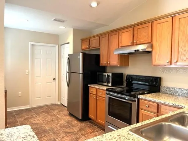 $270,000 | 9832 Southwest 196th Avenue Road, Dunnellon, FL 34432