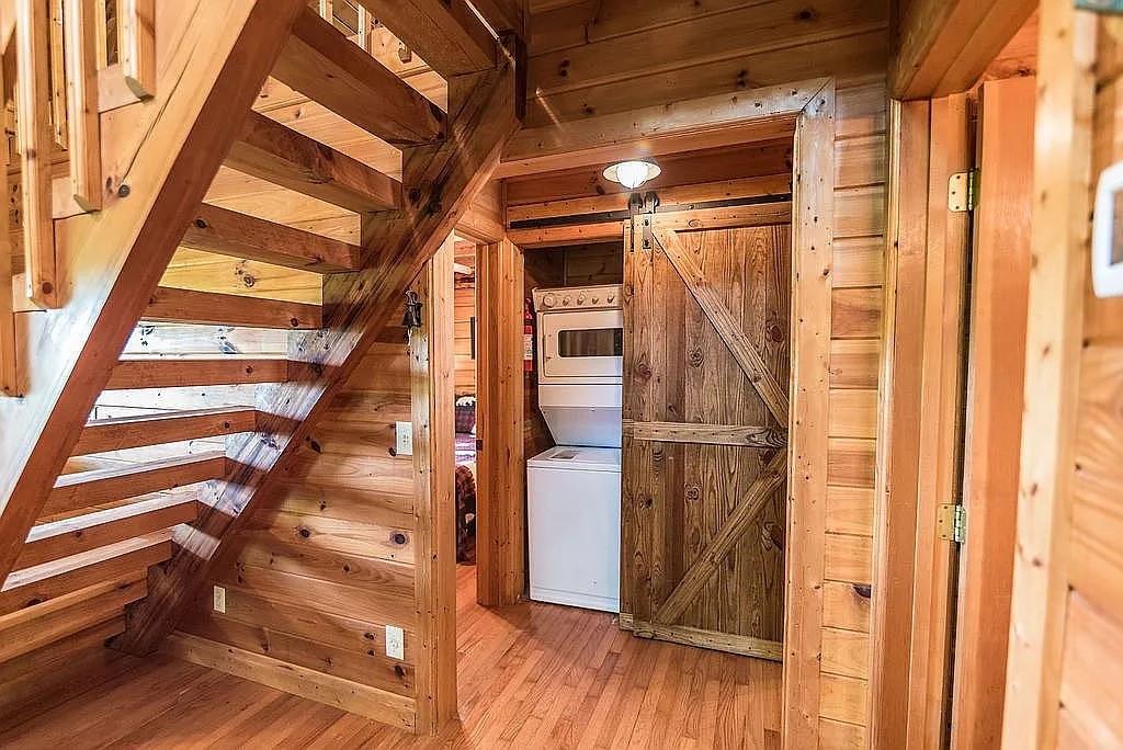 137 Ascherman Court Blue Ridge, GA 30513 - Photo 14 of 38