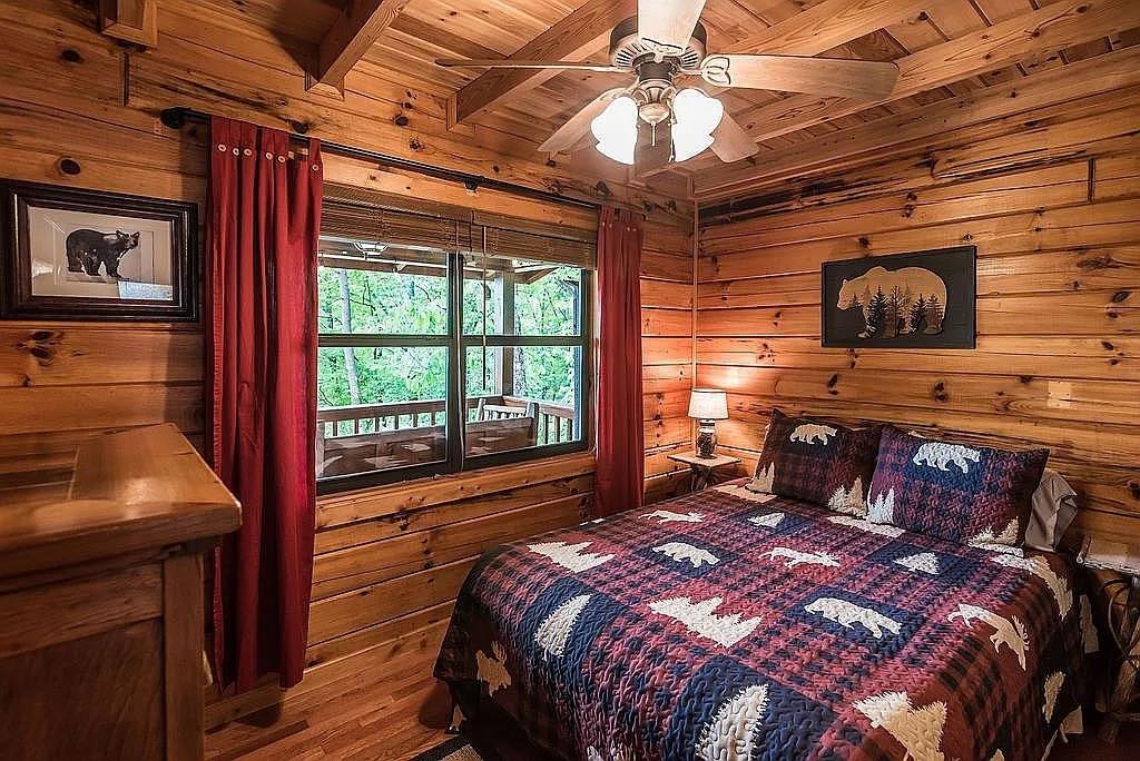 137 Ascherman Court Blue Ridge, GA 30513 - Photo 15 of 38