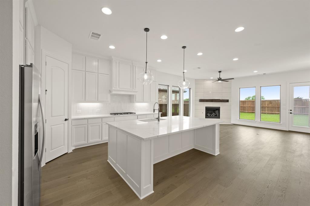 1845 Rough Rdg Trail Midlothian, TX 76065 - Photo 2 of 35 1845 Rough Ridge- Kitchen-1